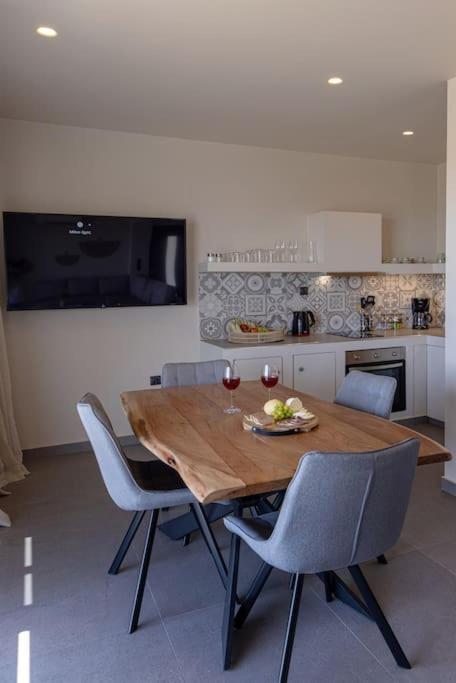 Pearl Suites And Villa Tinos Luaran gambar